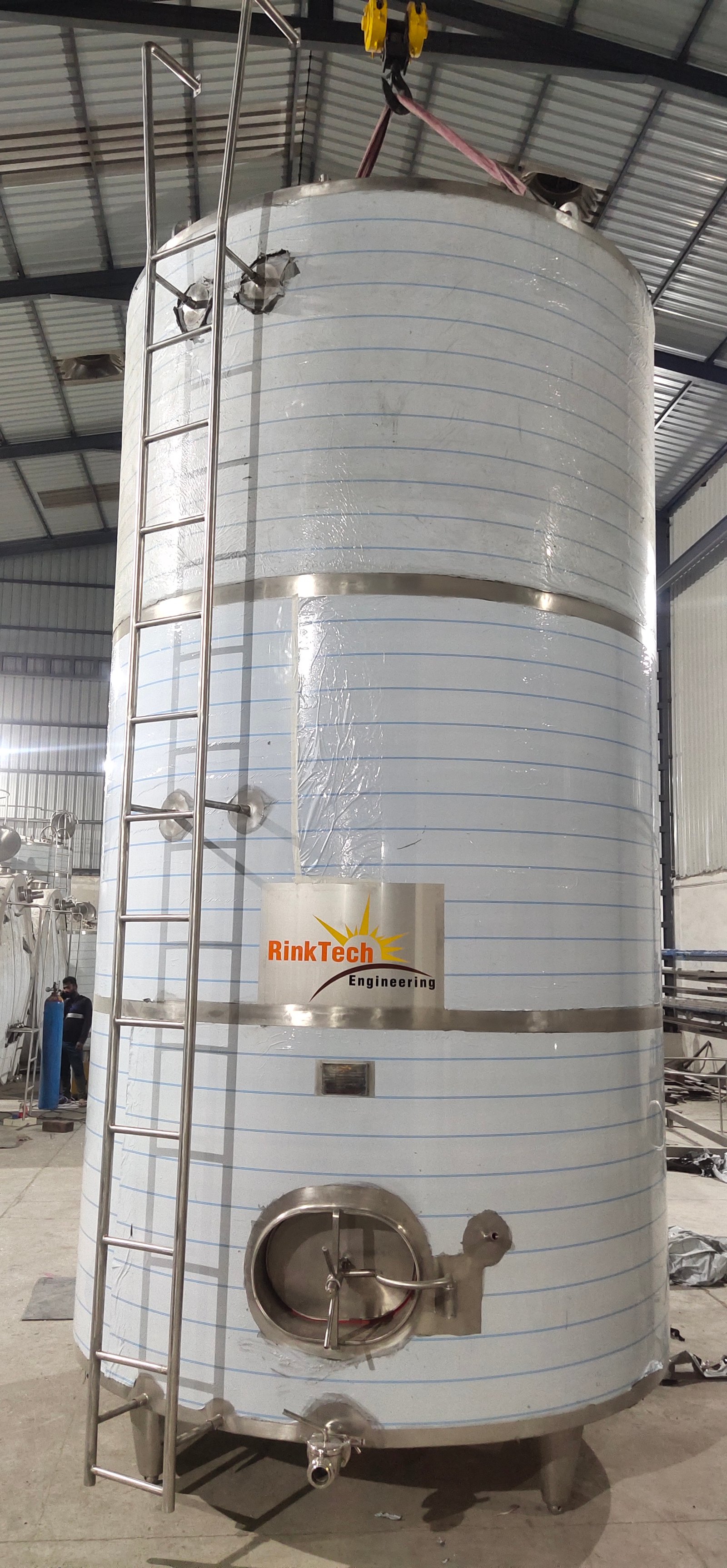 Milk silos 1